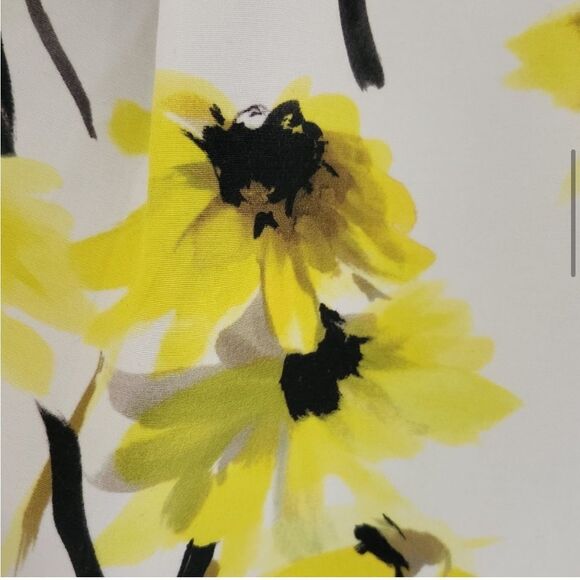 Alice + Olivia Floral Print Skirt Size 4 - Picture 6 of 8